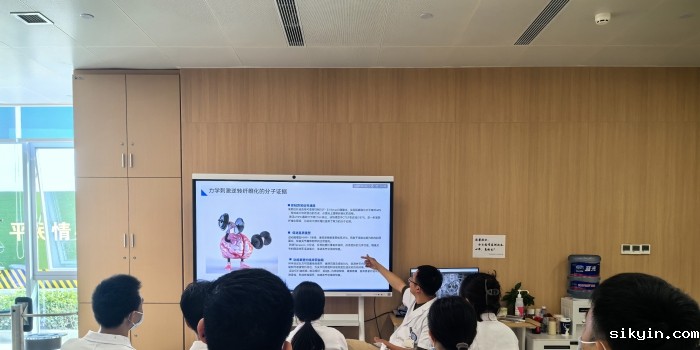 20250515敬沛嘉老师与进修生交流