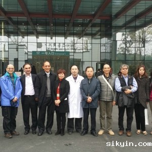 香港理工大学医疗及社会科学院院长一行来访我院温江院区康复医学中心