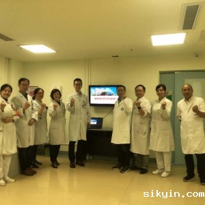 我中心深度托管的上锦康复开业  杨霖副教授任科室主任