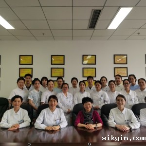 中华护理学会谢家兴主任莅临我院康复医学中心专科基地指导工作