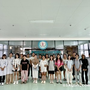 康复医学中心顺利开展华西临床医学院本科生“三进”活动